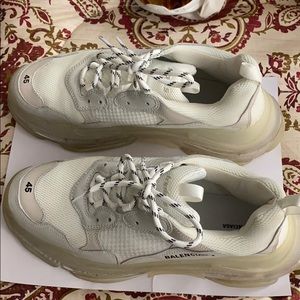 A balenciaga sneakers